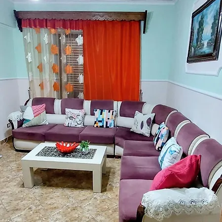 Myzyri Apartment