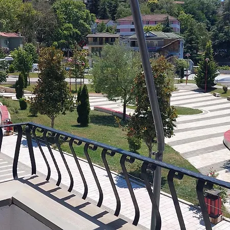 Myzyri Apartment Zhaban